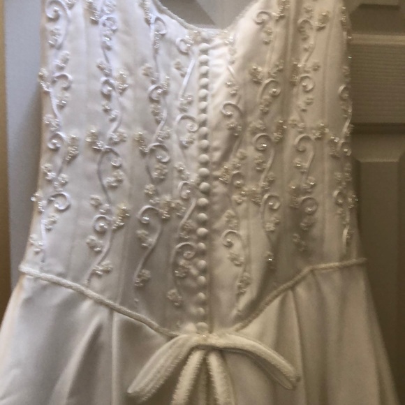 Wedding dress Ivy, with slip and crown to match - Picture 3 of 8